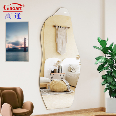 Decorazione elegante della camera da letto Specchio a lunghezza completa con vetro galleggiante e bordo a bevola