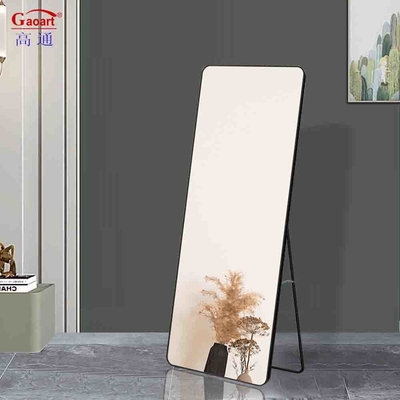 Moderno, elegante, grande specchio da parete per il bagno di lusso, decorazione per lo studio di danza
