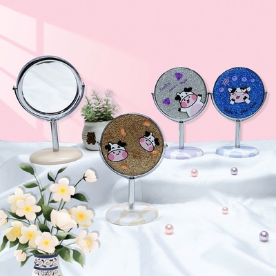 Decorazione per abbigliamento in plastica e vetro Mini Mirror Portable Vanity Circle