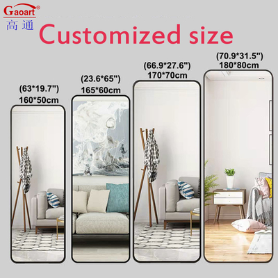 Vivi confortevolmente e con stile con il nostro specchio di vestiario e il nostro design resistente