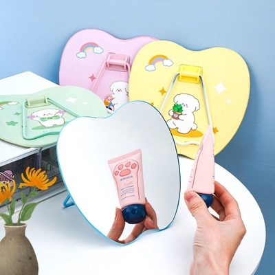 Lo specchio cosmetico perfetto per la vita quotidiana