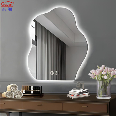 Dimensione personalizzata vetro intelligente LED salone touch screen specchio bagno per luce da parete LED