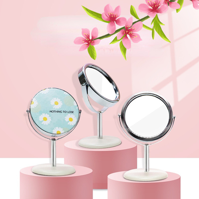 Tavolo di trucco compatto con design di moda e specchio cosmetico