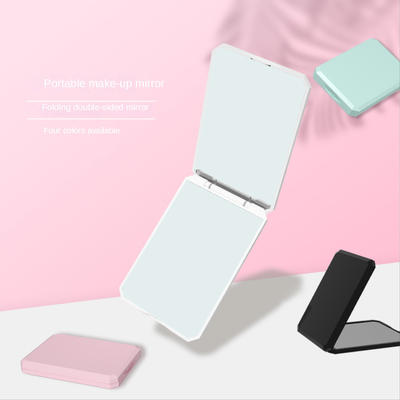 Ogni giorno Specchio di vetro di plastica Make-up pieghevole Viaggiare Specchio a forma di cuore Logo