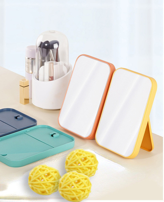 Mini cerchio donna pelle specchio cosmetico logo personalizzato e il design per appesa a parete