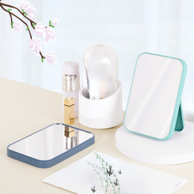 Mini cerchio donna pelle specchio cosmetico logo personalizzato e il design per appesa a parete