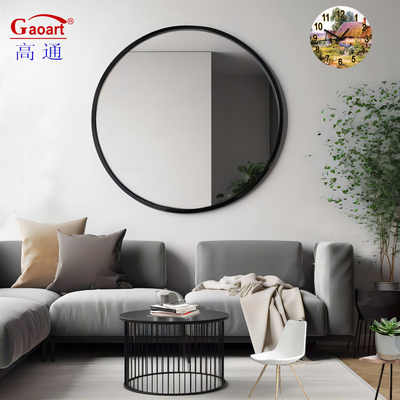 Specchio in cornice rettangolare in stile moderno perfetto per ogni occasione quotidiana