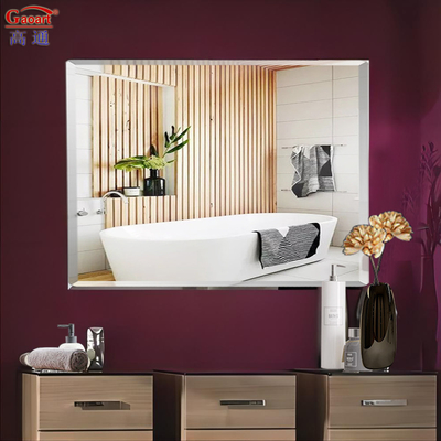 Decora il tuo bagno con uno specchio senza cornice economico e moderno