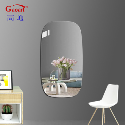 Trova lo specchio ideale per un ambiente elegante e funzionale