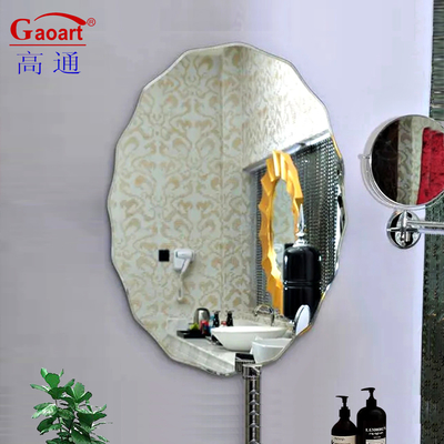 Crea un look elegante e moderno con lo specchio senza cornice in taglie personalizzate disponibili