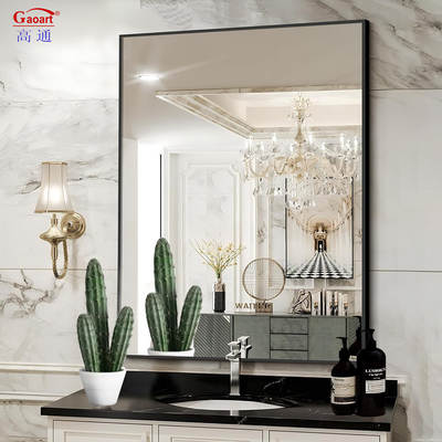 Specchio a cornice elegante per la decorazione degli interni Opzioni personalizzabili
