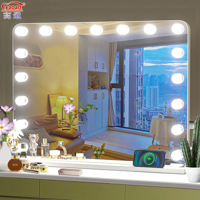 Trasforma il tuo spazio con Hollywood Mirror, l' aggiunta perfetta alla tua vanità.