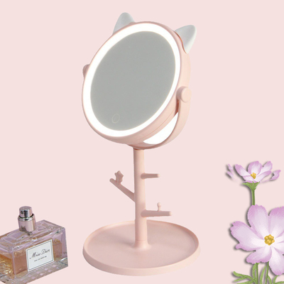 Migliora la tua routine di bellezza con il nostro Specchio Esclusivo del Make-up
