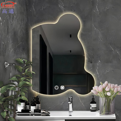 Scopri il meglio dell'illuminazione del bagno con lo specchio LED