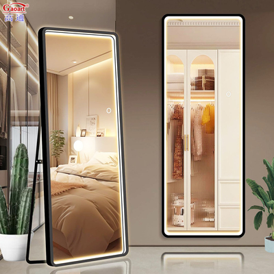 Scopri la bellezza di uno specchio LED per il tuo bagno