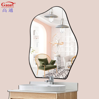 Trasforma la tua casa con uno specchio bello e funzionale