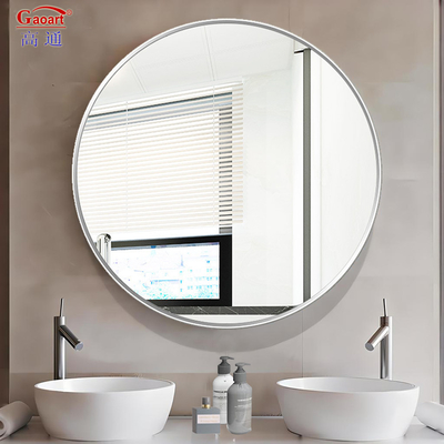 Migliora il tuo spazio con il nostro specchio a montatura personalizzabile e il nostro design conveniente