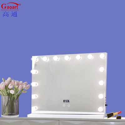 Rilancia la tua vanità con l'illuminazione ad alte prestazioni Hollywood Mirror