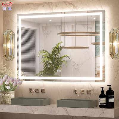 Illumina il tuo bagno con il nostro specchio LED