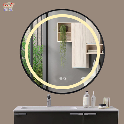 Migliora il tuo bagno con il nostro specchio LED a risparmio energetico