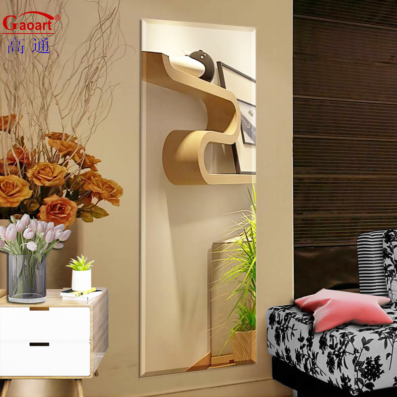 Specchio adesivo ondulato di lunghezza intera Mezzo rotondo per il muro della camera da letto per il design moderno della casa