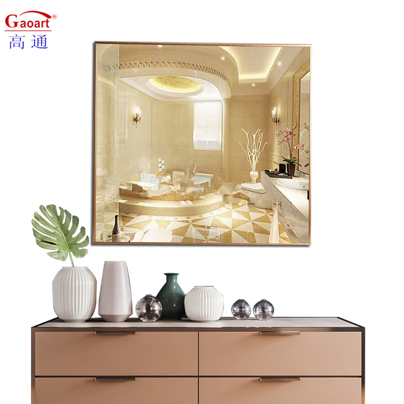 Decorazione elegante del bagno Cornice di moda Specchio da parete in metallo con grande cornice in oro