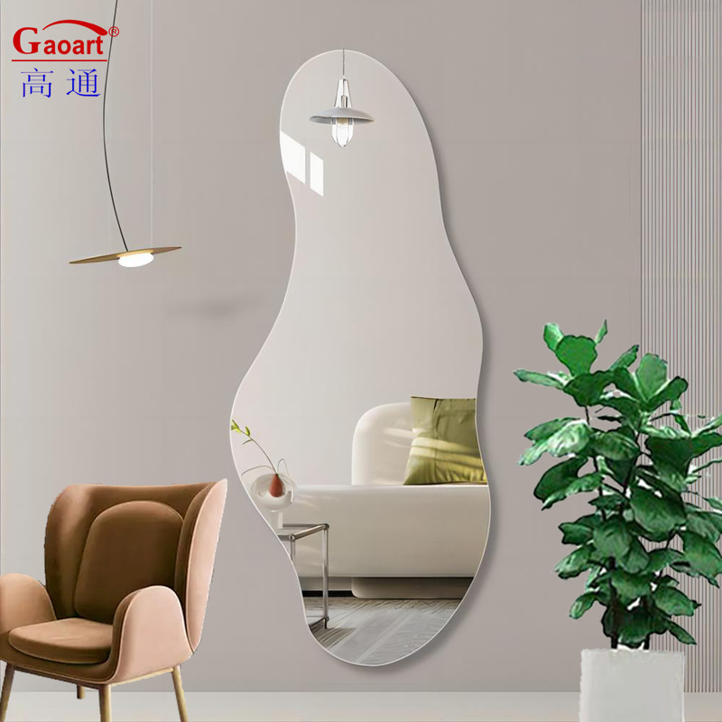 Specchio a muro a bevola versatile per la decorazione domestica e per la rasatura del bagno