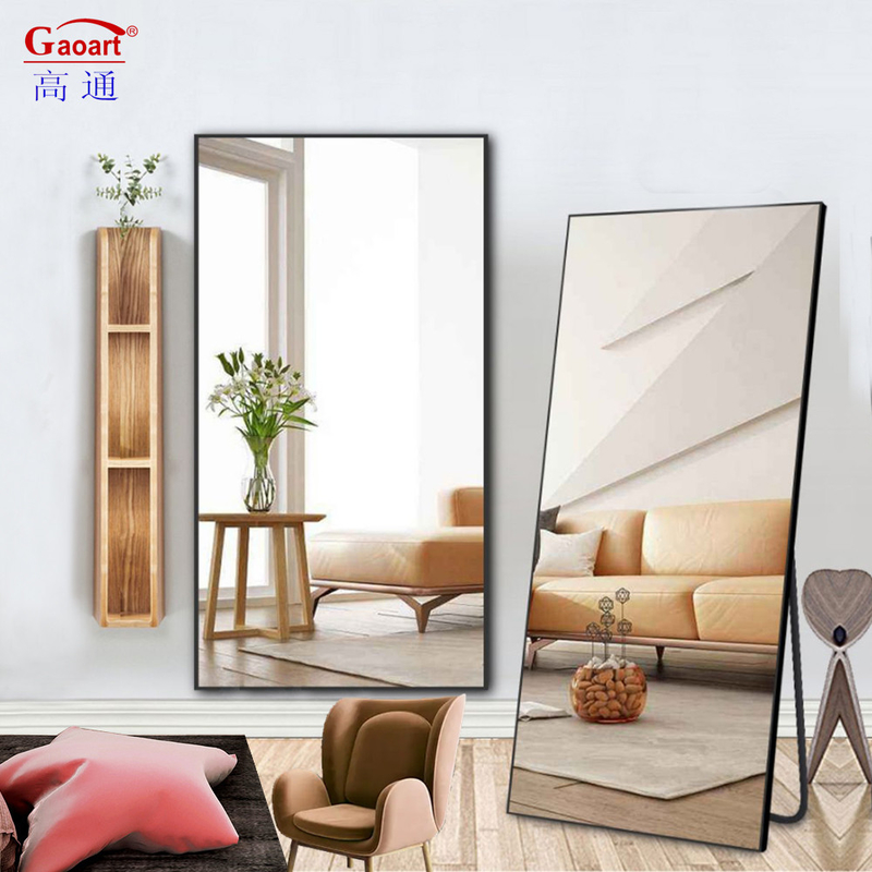 Grande stile di design contemporaneo Specchio a lunghezza corporea per bagno e camerino