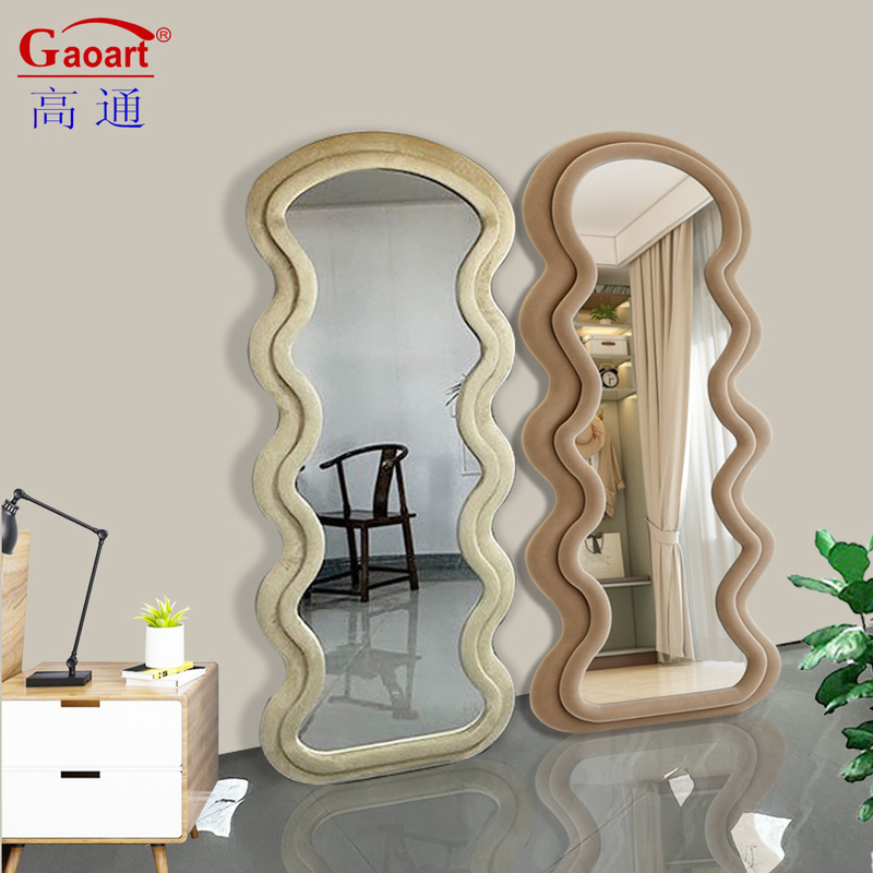 Stile di design contemporaneo Specchi decorativi per pareti di grandi dimensioni