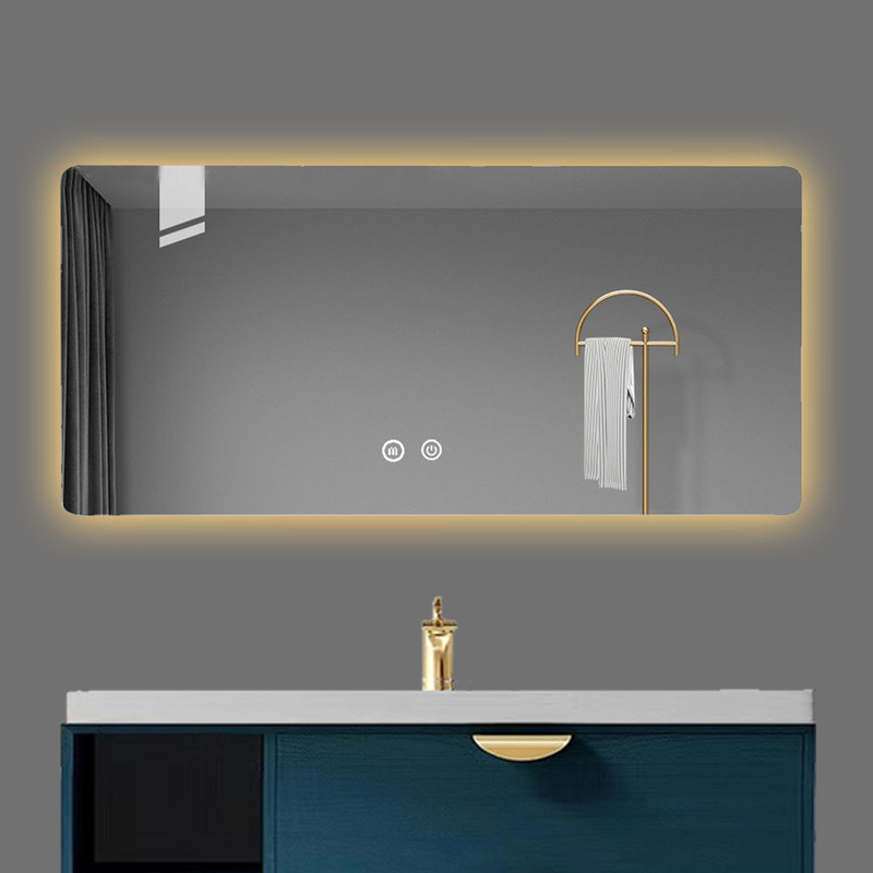 Trasforma il tuo bagno in un'oasi di relax con il nostro specchio LED